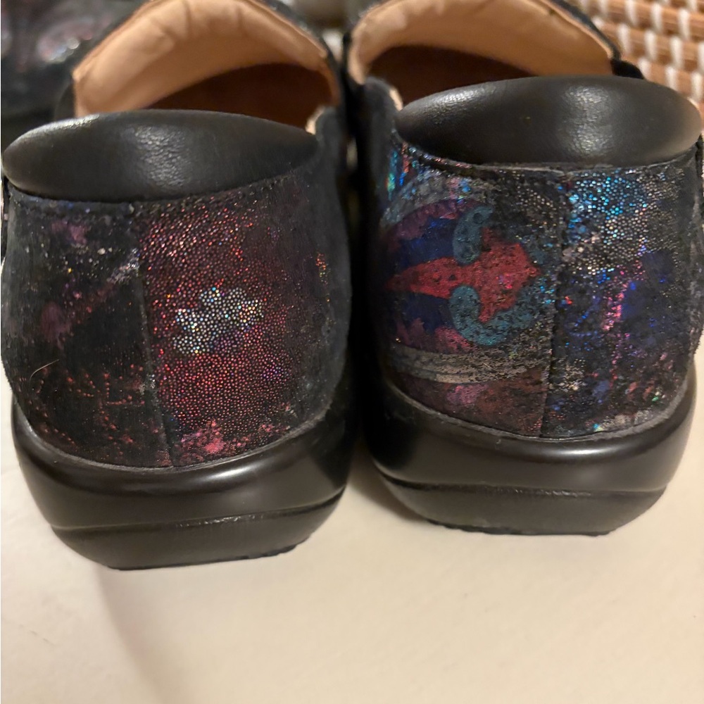 Alegria Keli Cosmic Metallic Floral Leather Slip-On Clogs Size 40 - Picture 7 of 13
